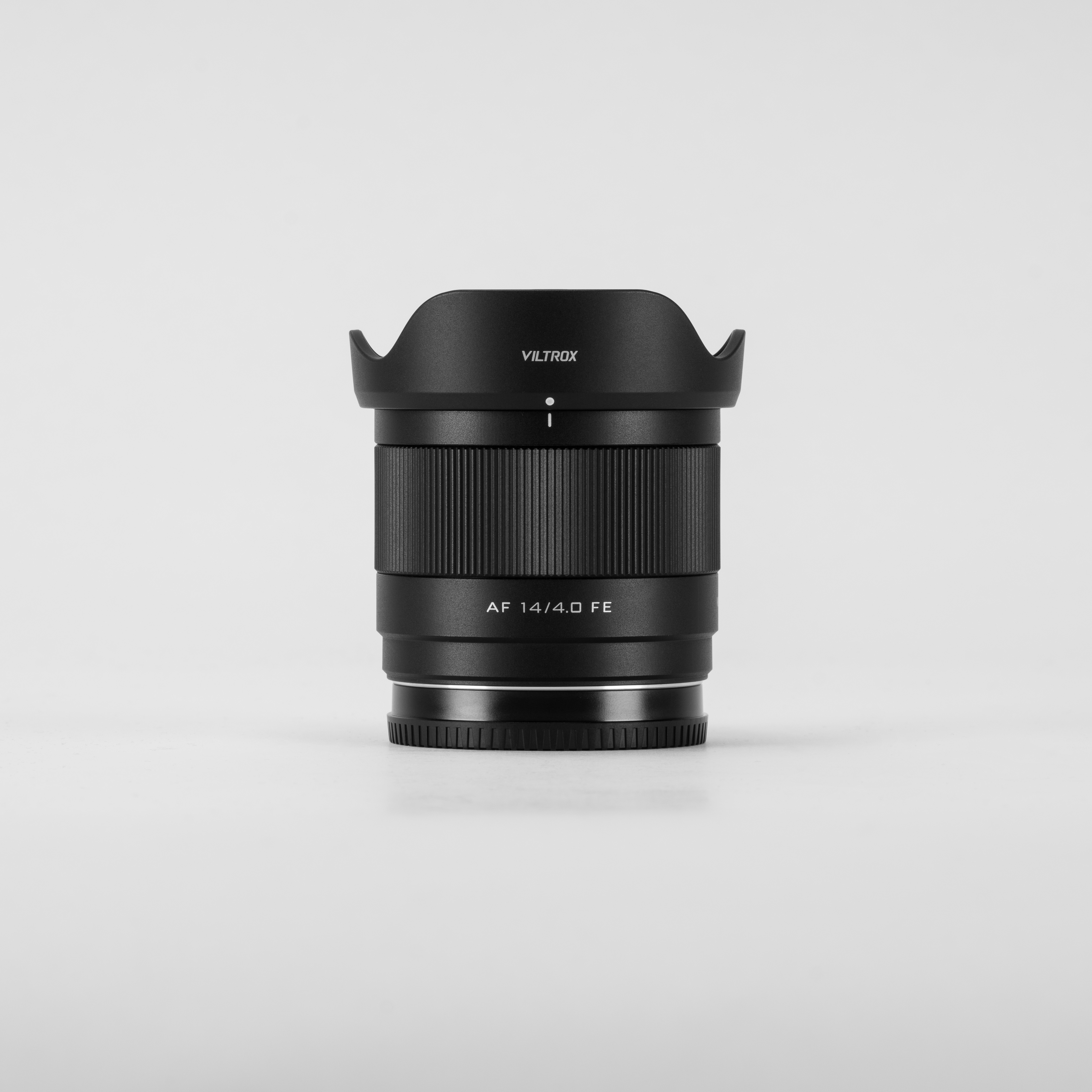 新品　VILTROX AF 14/4.0 FE 14mm f4.0 eマウント Viltrox AF 14mm F4.0 Air Full-Frame Lens for Sony E-Mount